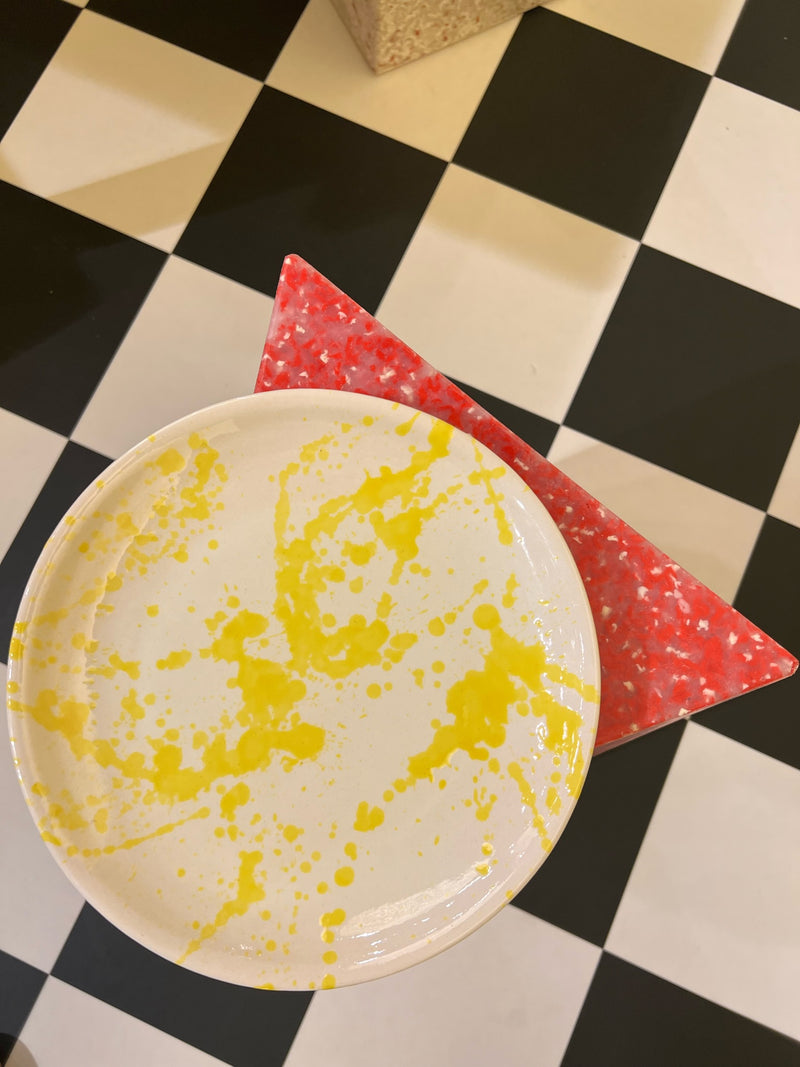 Splash Dinner Plate in Yellow