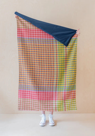 Recycled Wool Picnic Blanket - Lime Block Micro Gingham