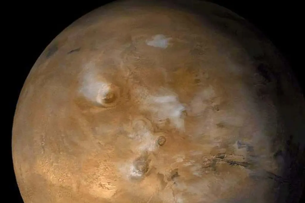 Mars's Subtle Gravitational Influence on Earth's Climate Cycles