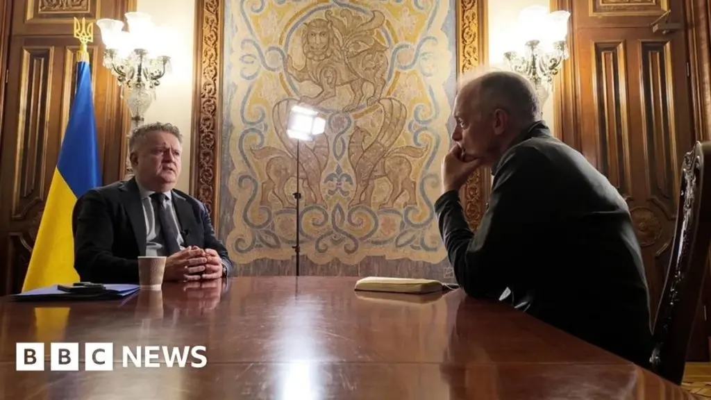 Negotiating with Russia: A Ukrainian Delegate's Perspective on the Battlefield and the Table