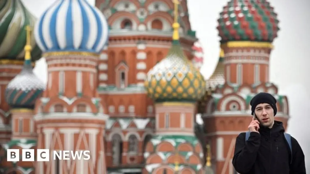 Russia's Messaging App Clampdown: WhatsApp Faces Potential Blockage