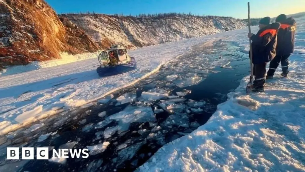 Seven Chinese Tourists and Russian Driver Recovered from Lake Baikal Depths Following Ice Plunge