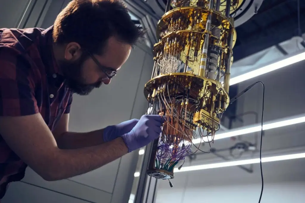 Superconducting Circuits: A Retro Comeback in the Quantum Computing Era