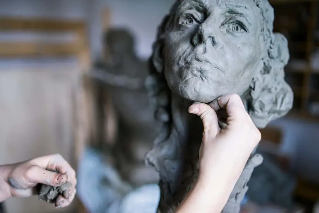 The Mysterious Human Chin: An Evolutionary By-Product?