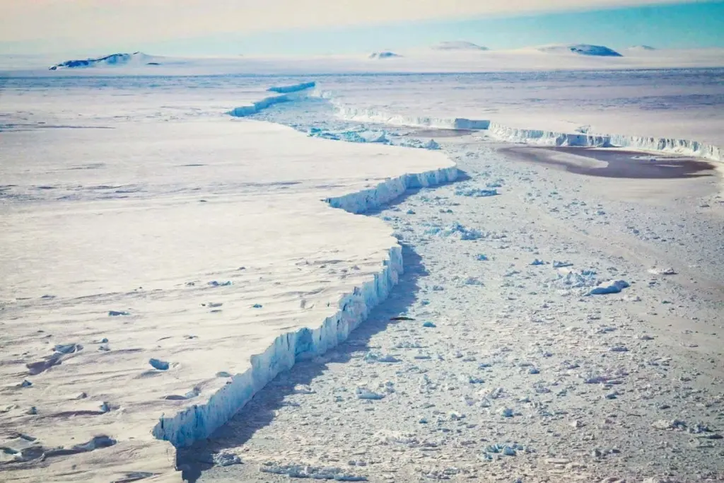 West Antarctic Glacier Accelerates Dramatically, Raising Sea Level Rise Concerns