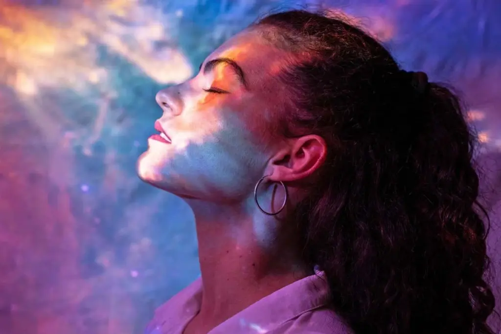 A Journey into the Enigma of Consciousness: Michael Pollan's Latest Exploration