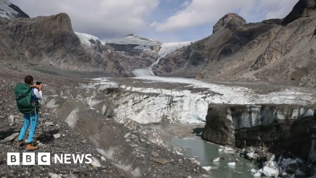 Austrian Glaciers Disintegrating Under Climate Change Pressure