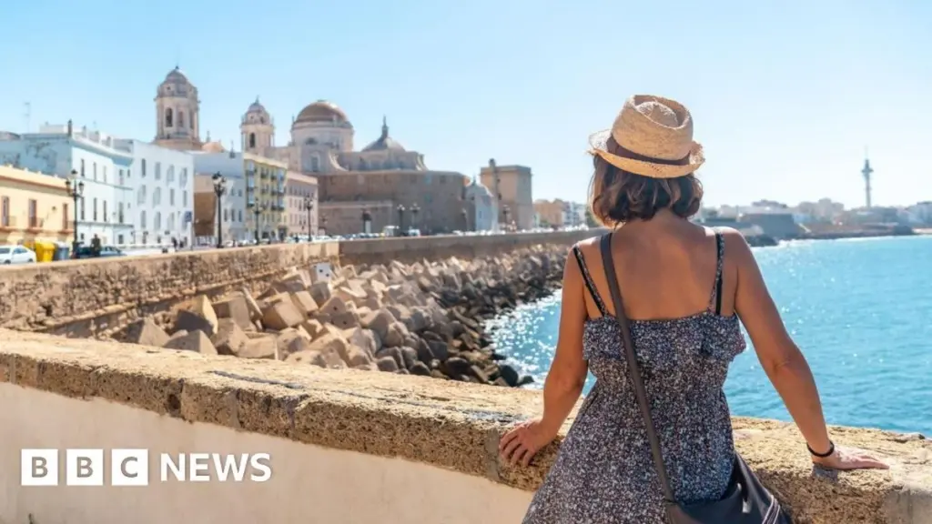 Easter Travel Shifts: British Tourists Opt for "Reassuring" Destinations Amid Middle East Tensions