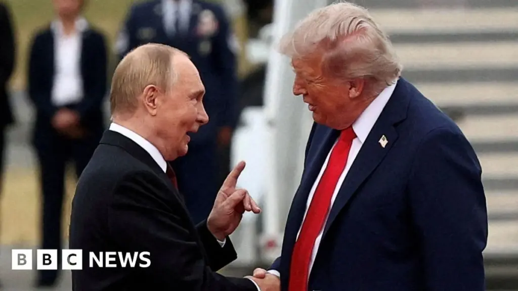 Russia's Strategic Maneuvers Amidst Global Tensions: Seeking Diplomatic and Economic Advantages from the Iran Crisis