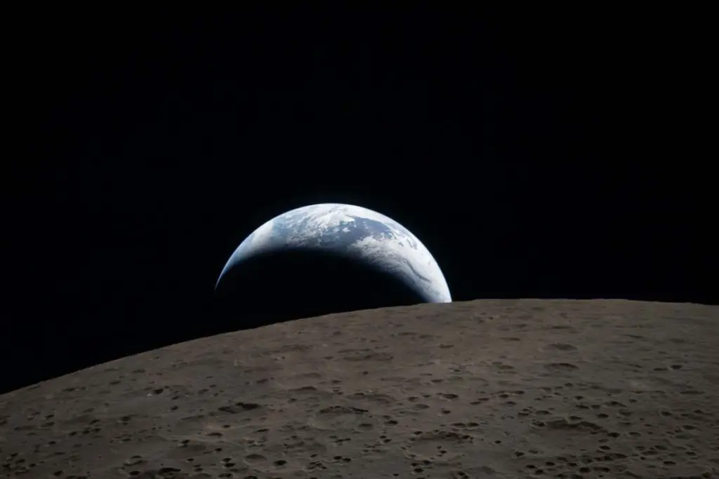 Artemis II Crew Explores Lunar Far Side, Pushing Human Distance Records