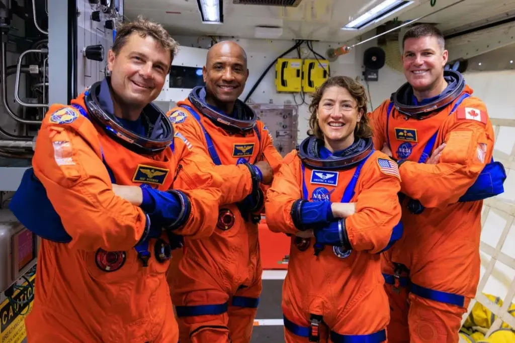 Astronauts Prepare for Lunar Return After Half-Century Hiatus