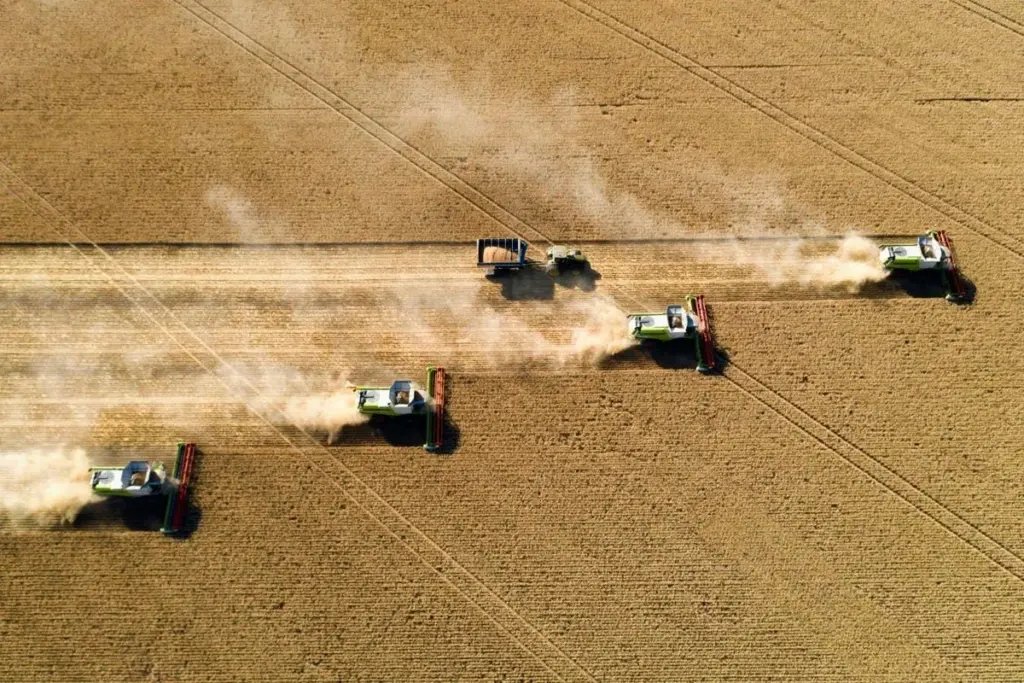 Food's Hidden Fuel: How Fossil Fuels Shape Your Plate and the Impact of Global Conflict