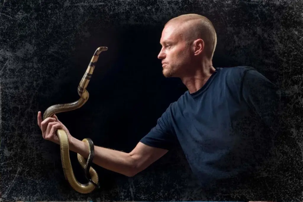 Self-Experimentation: A Quest for Universal Snakebite Antivenom